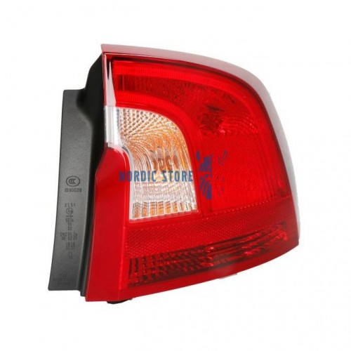 Volvo gyári alkatrészek, Volvo 31395931 jobb hátsó lámpa Volvo S60