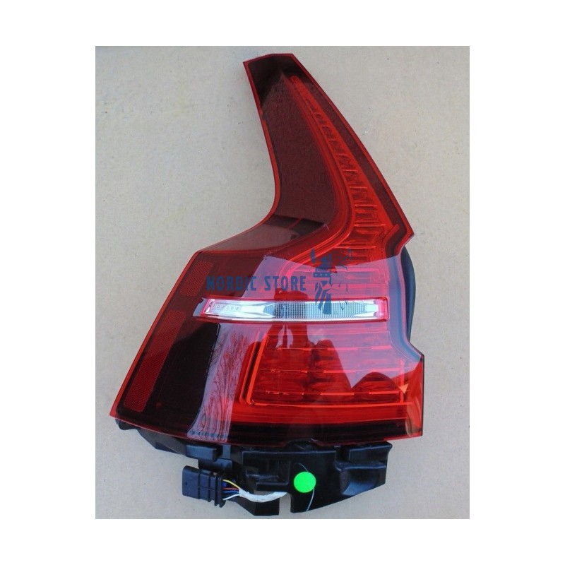 Volvo gyári alkatrészek, Volvo V60 II. 31468178 bal hátsó lámpa