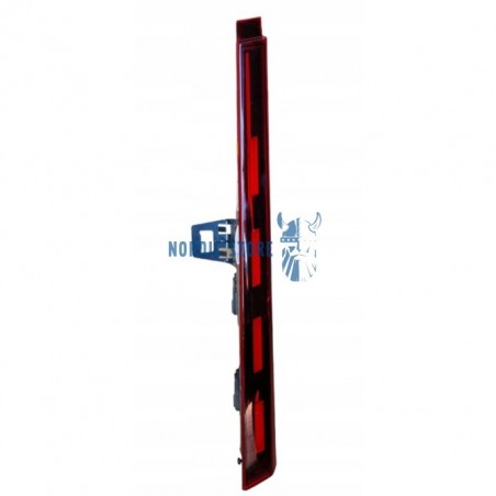 Volvo gyári alkatrészek, Volvo 32365671 C40 jobb hátsó felső lámpa